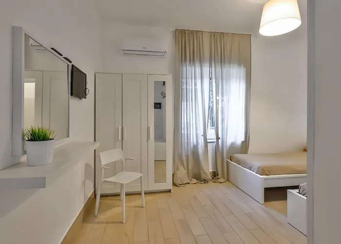 Hotel Delfa 3*