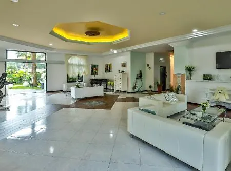 Delfa 3* 帕埃斯图姆