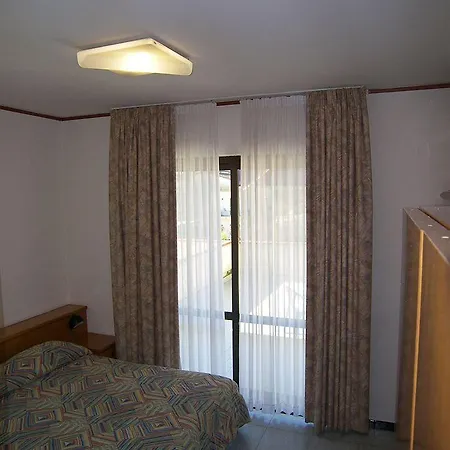 Delfa 帕埃斯图姆