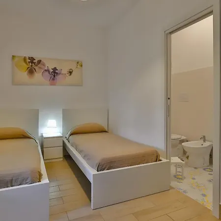 Delfa 3* 帕埃斯图姆